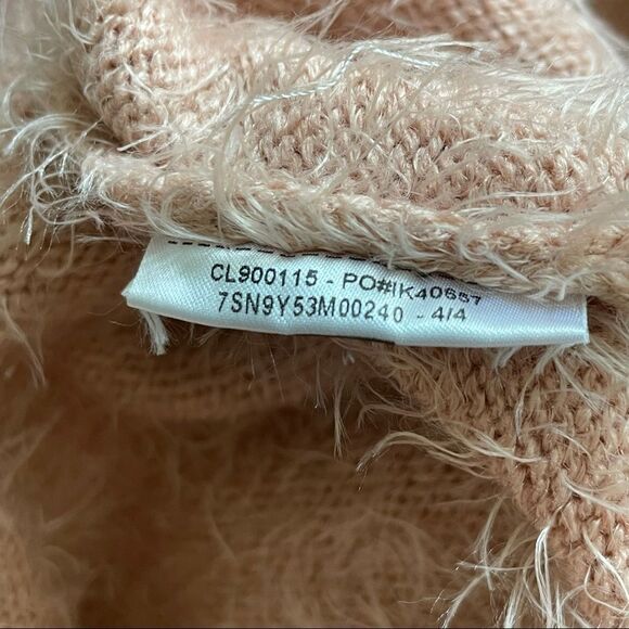 Guess Off The Shoulder Fuzzy Fitted Blouse Blush Pink Size XL - Picture 16 of 16